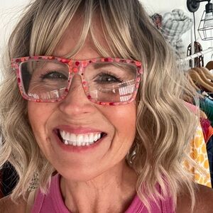 Meet your Posher, Jen